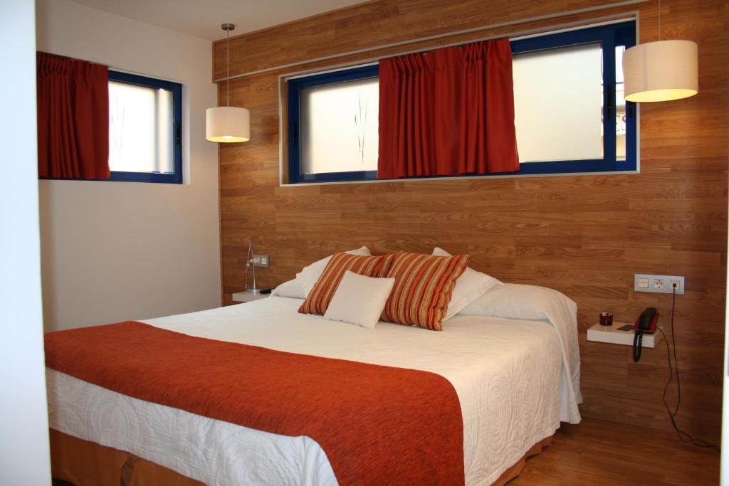 Hotel Fetiche Alojamiento Con Encanto Benidorm Zimmer foto